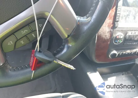 2013 Chevrolet Suburban 1500 Lt from USA, damaged, VIN 1GNSCJE06DR200520